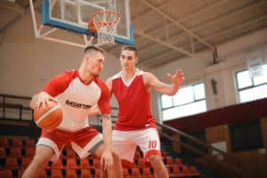 Read more about the article How do basketball players train?