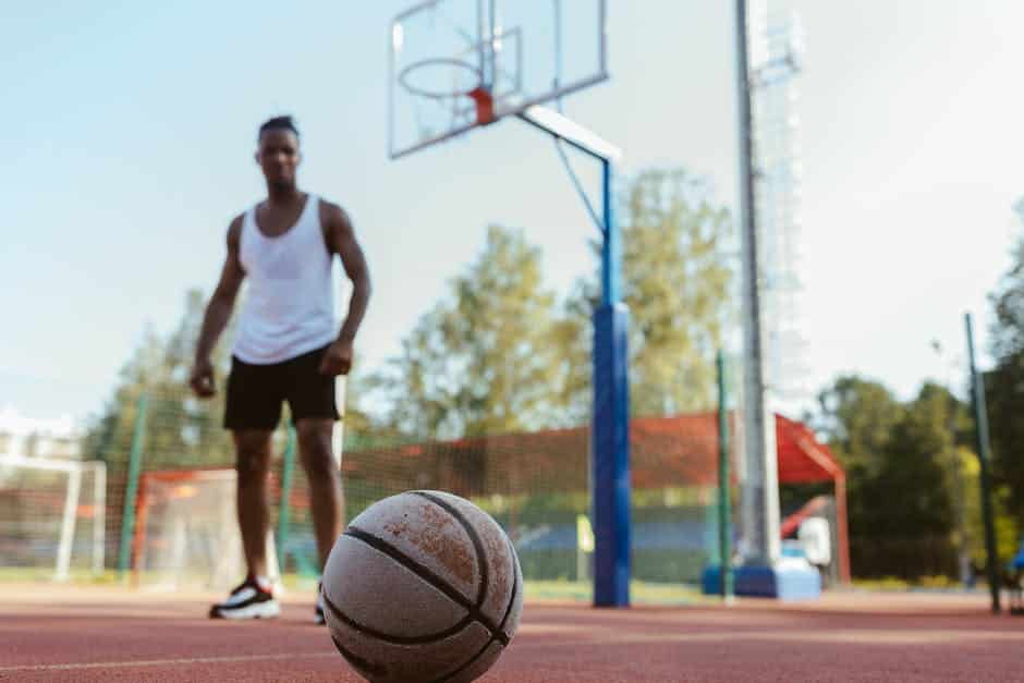 How to Get Better if You're a Short Basketball Player_2